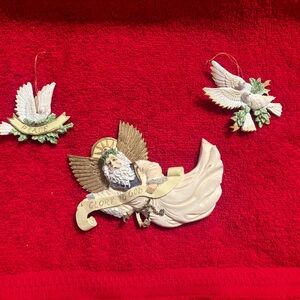 Nostalgic Christmas Around the World Santa and Doves